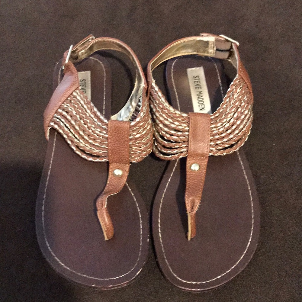 Steve Madden tan and gold sandals